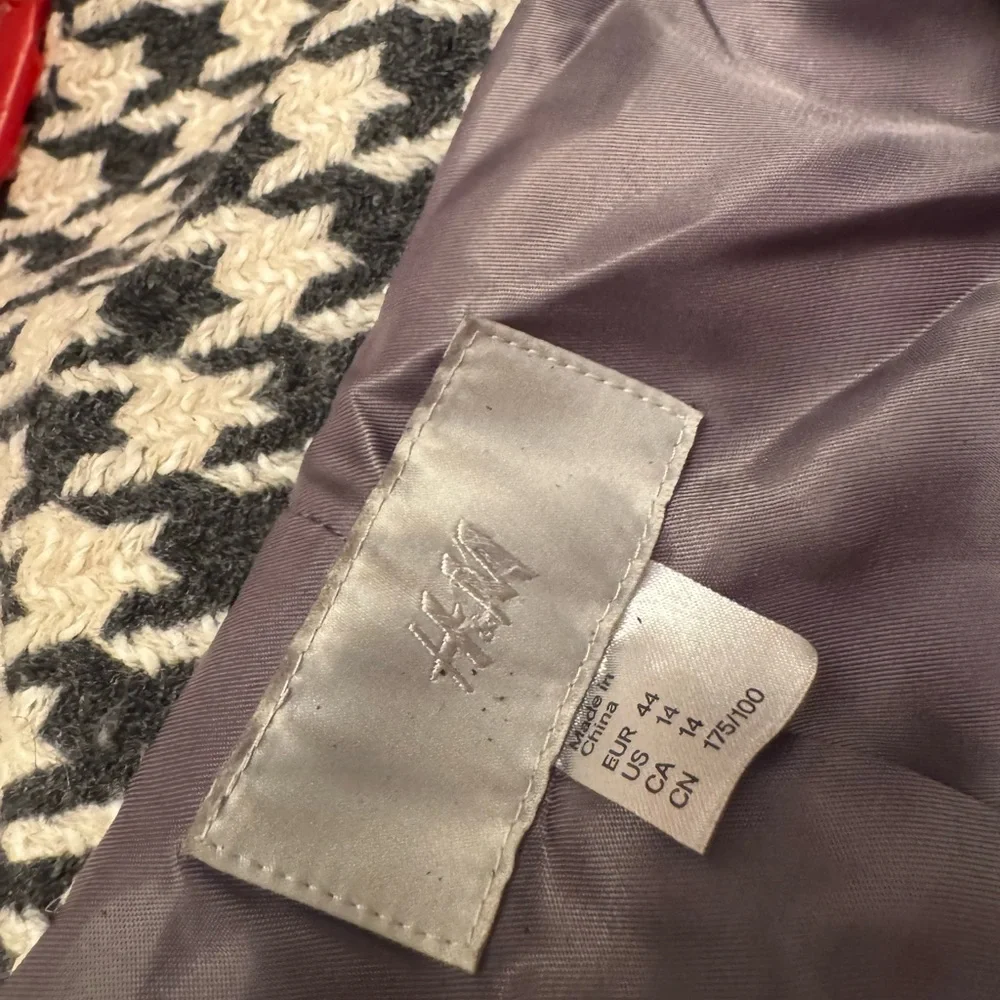 Jacket - Picture 3 of 3